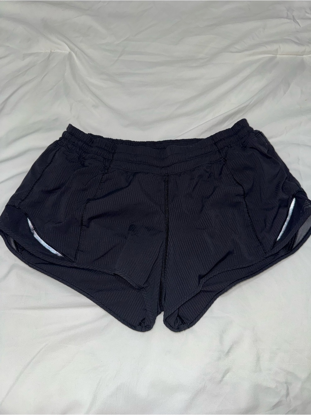 Lululemon Hotty Hot Short II *2.5" - Black